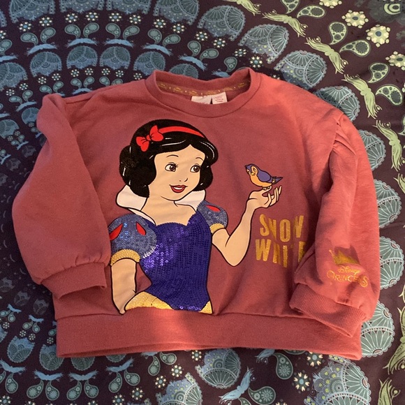 ♥️♥️girls size 4 and 4/5 long sleeve tops - Picture 3 of 8